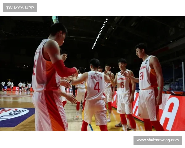 中国男篮归化球员社媒粉丝突破五百万超越多数CBA球员成焦点 中国男篮归化球员社媒粉丝突破五百万超越多数CBA球员成焦点